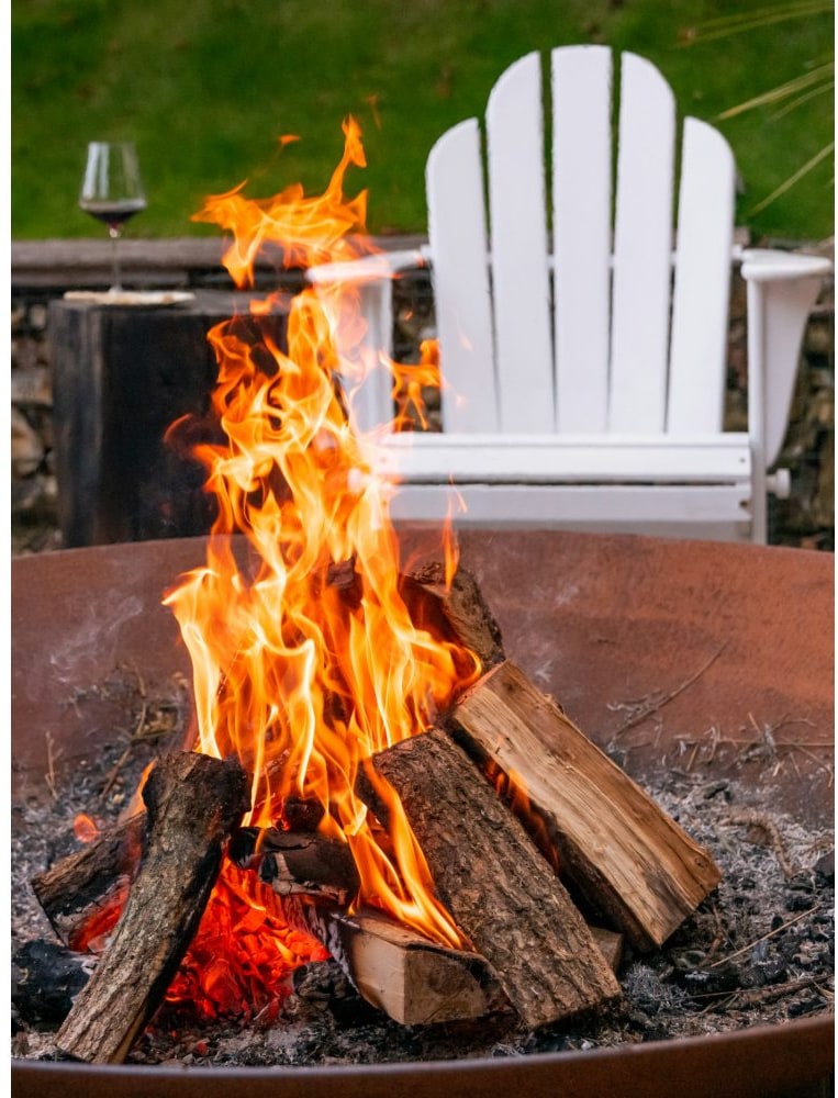 Outdoor Cooking Pit with Grill Grate